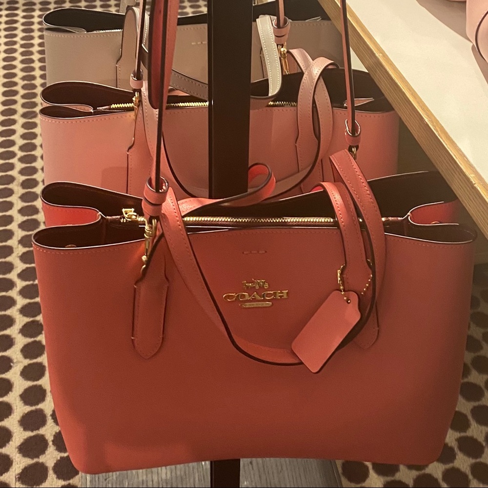Coach Avenue Carryall Leather Shoulder Purse